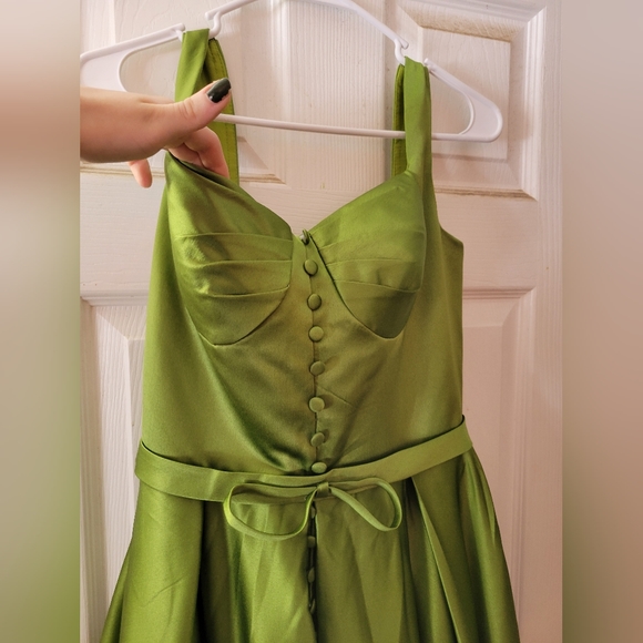 green corset buttoned prom dress - Picture 2 of 4